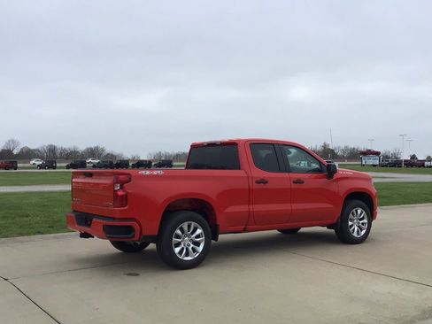 New 2025 Chevrolet Silverado 1500 Custom image 7