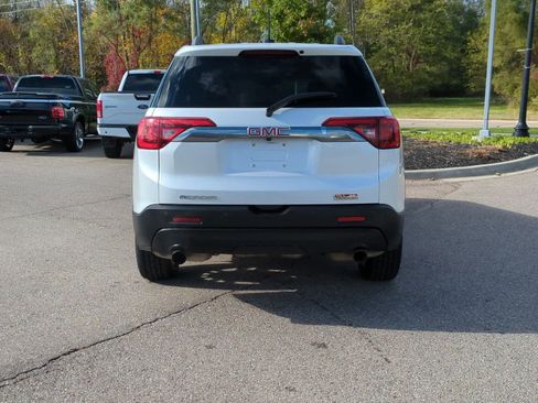 Used 2017 GMC Acadia SLT image 7