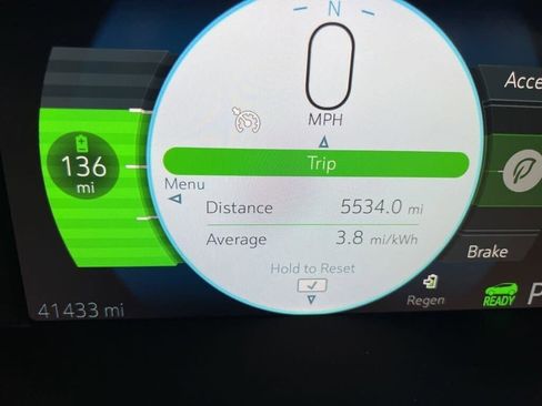 Used 2020 Chevrolet Bolt Premier w/ Infotainment Package image 9