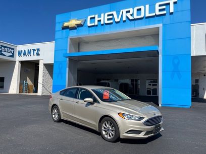 Used 2017 Ford Fusion SE w/ Fusion SE Technology Package
