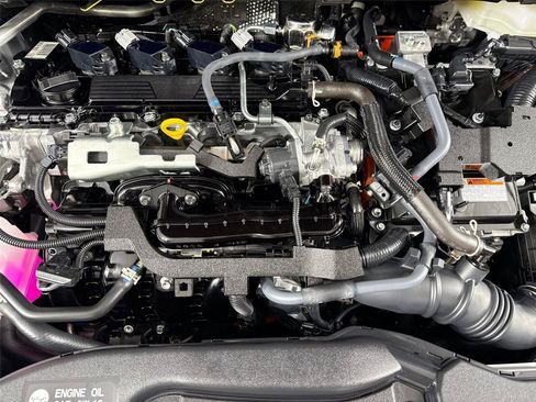 Certified 2025 Toyota Prius XLE FWD image 42