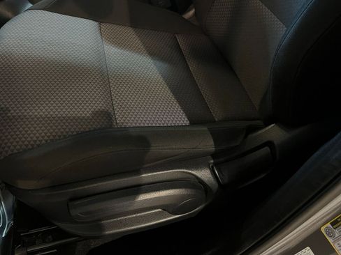 Used 2025 Kia Soul LX w/ LX Technology Package image 22