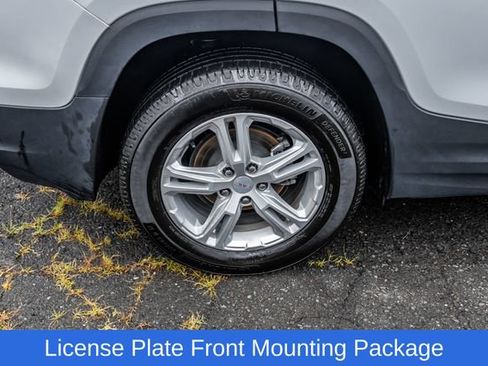 Used 2022 GMC Terrain SLE w/ Driver Convenience Package AWD/4WD image 7