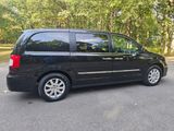 Used 2016 Chrysler Town & Country Touring w/ Driver Convenience Group image 5