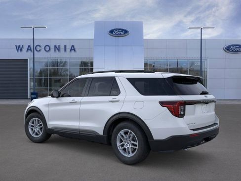 New 2026 Ford Explorer Active AWD/4WD image 4