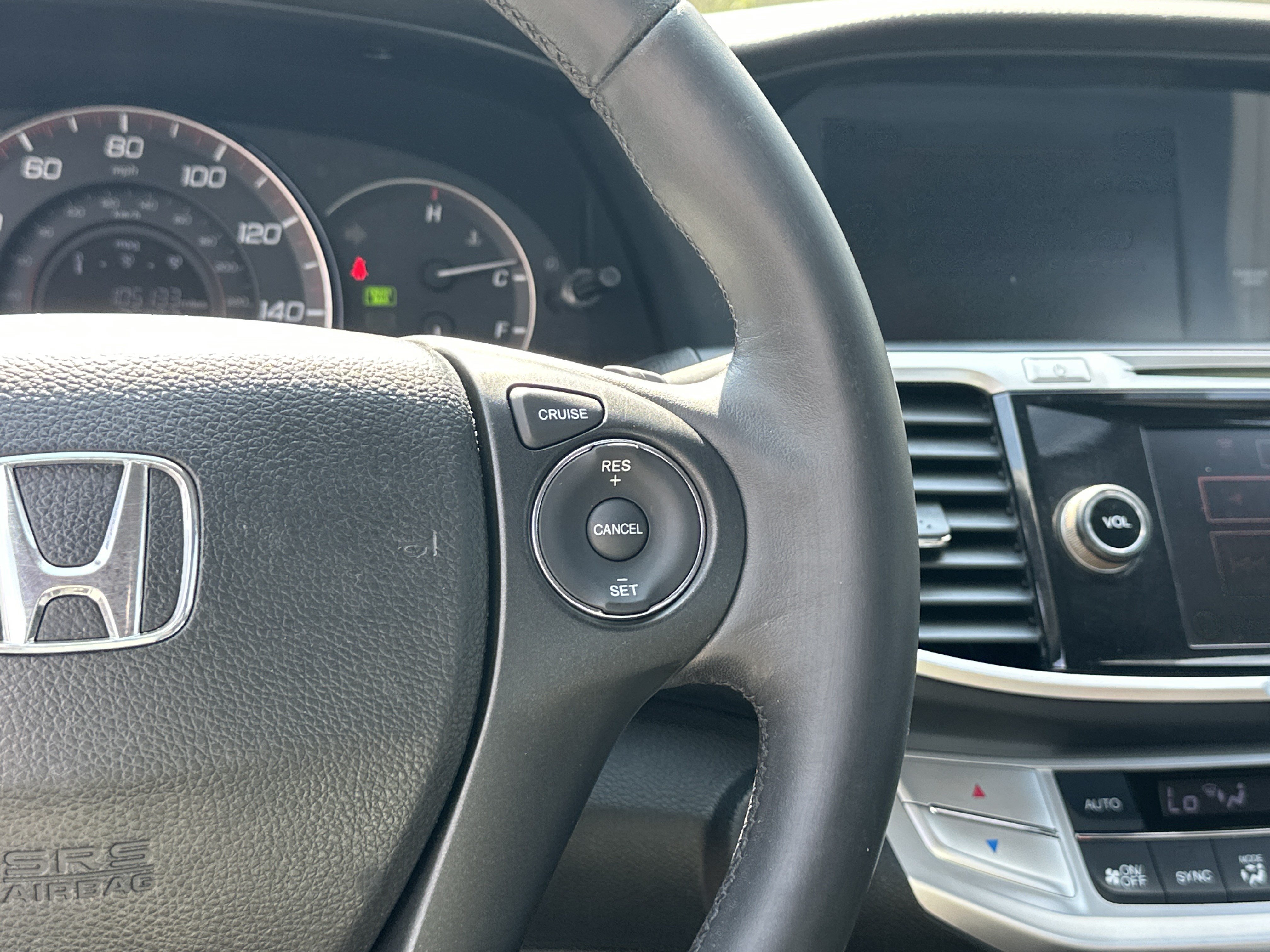 Used 2014 Honda Accord EX-L image 26