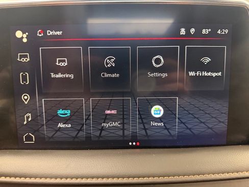 Used 2024 GMC Yukon XL AT4 w/ AT4 Premium Plus Package AWD/4WD image 46