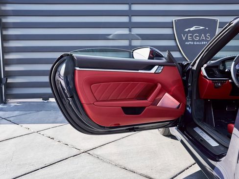 Used 2021 Porsche 911 Turbo S image 26