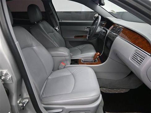 Used 2005 Buick LaCrosse CXL w/ Gold Convenience Package image 10