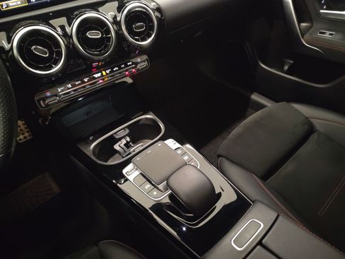 Certified 2020 Mercedes-Benz CLA 250 4MATIC image 25