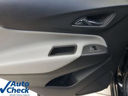 Used 2023 Chevrolet Equinox LS w/ LS Convenience Package FWD image 13