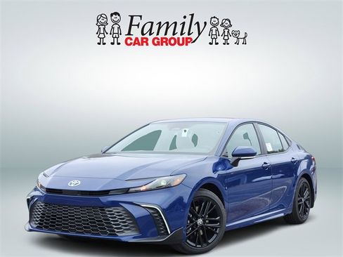 New 2026 Toyota Camry SE image 1