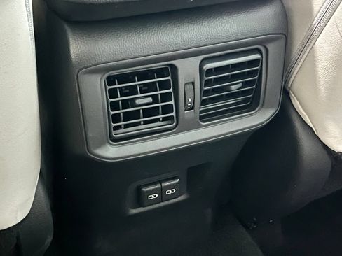 Used 2025 Toyota RAV4 XLE Premium w/ Weather Package AWD/4WD image 40