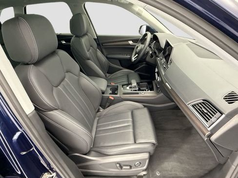 Used 2025 Audi Q5 2.0T Premium Plus w/ Premium Plus Package AWD/4WD image 19
