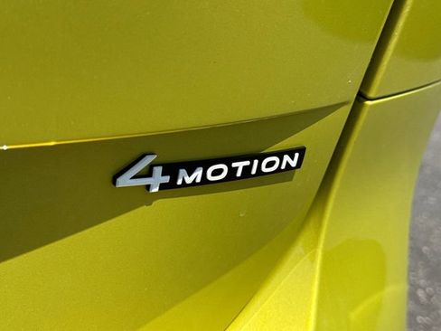 New 2025 Volkswagen ID. Buzz Pro S Plus image 16