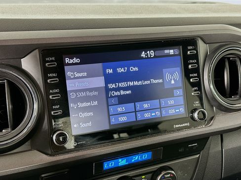 Used 2023 Toyota Tacoma TRD Off-Road image 19