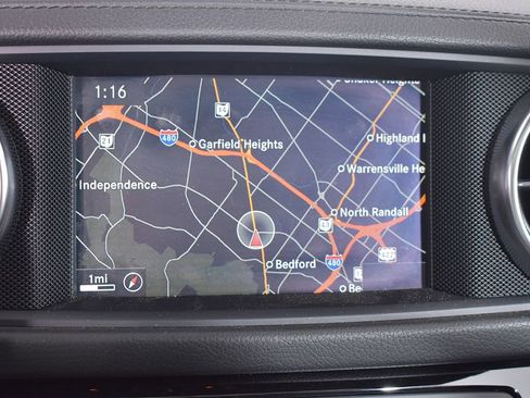 Used 2016 Mercedes-Benz SL 550 image 22