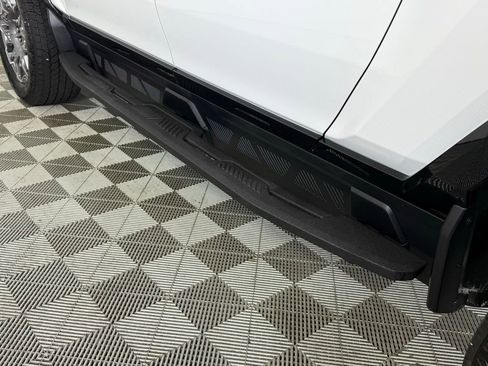 New 2026 GMC Hummer EV 4x4 Crew Cab image 15