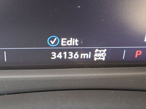 Used 2023 Cadillac XT4 Luxury w/ Cold Weather Package image 22