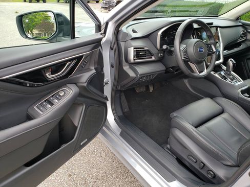 Used 2025 Subaru Legacy Limited AWD/4WD image 8