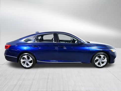 Used 2020 Honda Accord EX image 8