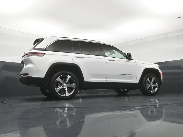 New 2026 Jeep Grand Cherokee Limited AWD/4WD image 24
