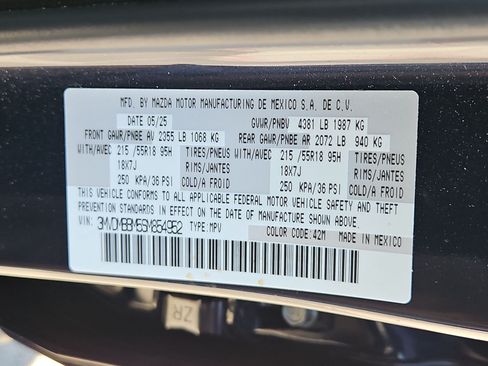 Certified 2025 MAZDA CX-30 AWD 2.5 S w/ Select Sport Pkg image 32