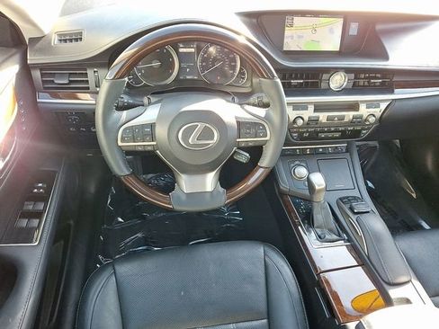 Used 2017 Lexus ES 350 FWD image 11