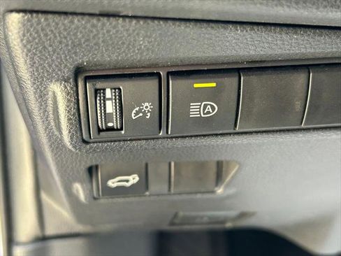 Certified 2025 Toyota Corolla Cross XLE w/ Convenience Package FWD image 25
