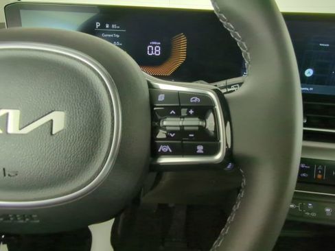 New 2026 Kia Carnival LXS image 28