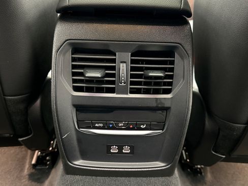 Used 2023 BMW M340i RWD image 16