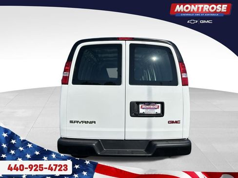 New 2025 GMC Savana 3500 w/ Driver Convenience Package image 4