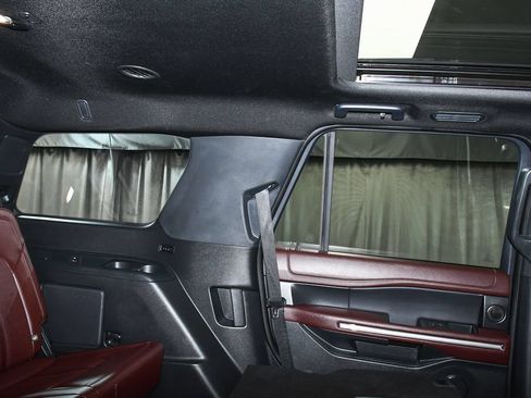 Used 2023 Ford Expedition Limited AWD/4WD image 61