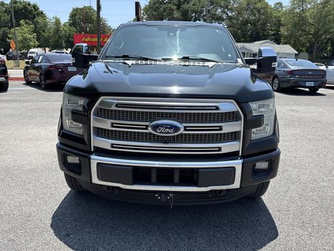 Used 2015 Ford F150 Platinum w/ Equipment Group 701A Luxury AWD/4WD image 9
