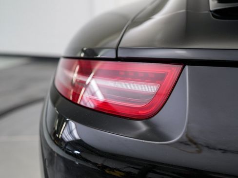 Used 2014 Porsche 911 Carrera image 7