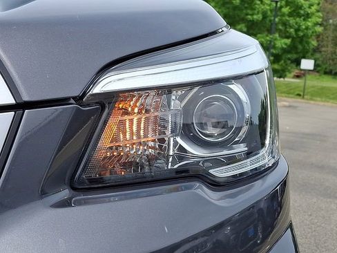 Used 2020 Subaru Forester Premium AWD/4WD image 9