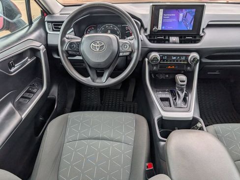 Used 2023 Toyota RAV4 XLE w/ Convenience Package FWD image 25