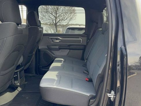 Used 2022 RAM 1500 Big Horn AWD/4WD image 14