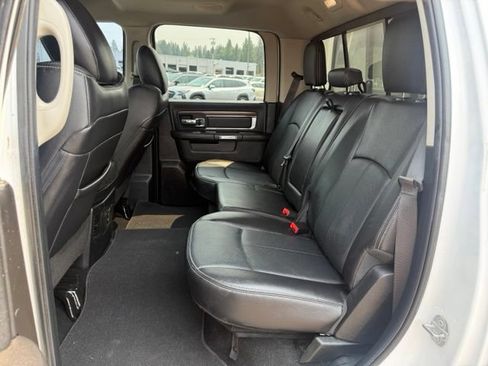 Used 2017 RAM 1500 Laramie w/ Convenience Group AWD/4WD image 10
