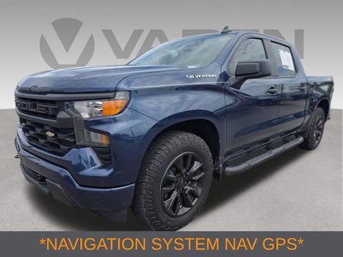 Used 2023 Chevrolet Silverado 1500 Custom AWD/4WD image 4