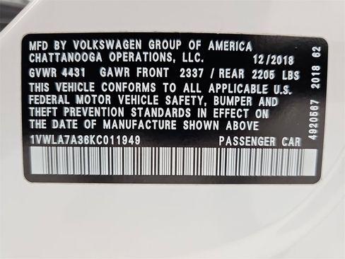 Used 2019 Volkswagen Passat 2.0T Wolfsburg w/ Wheels & Sunroof Package image 44