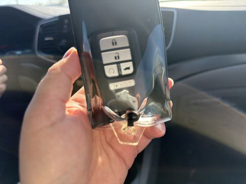 Used 2022 Honda Pilot EX-L image 37