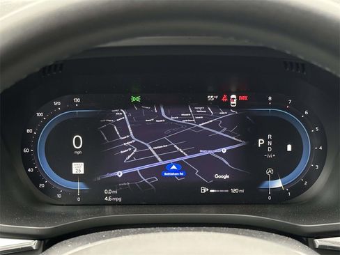 Used 2023 Volvo XC60 B5 Plus image 11