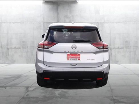 Certified 2024 Nissan Rogue SV image 6
