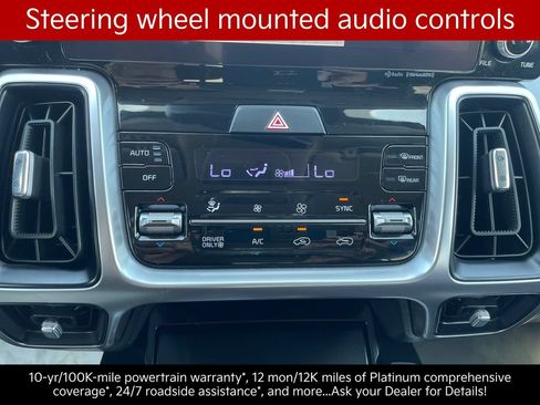 Certified 2023 Kia Sorento EX AWD/4WD image 17