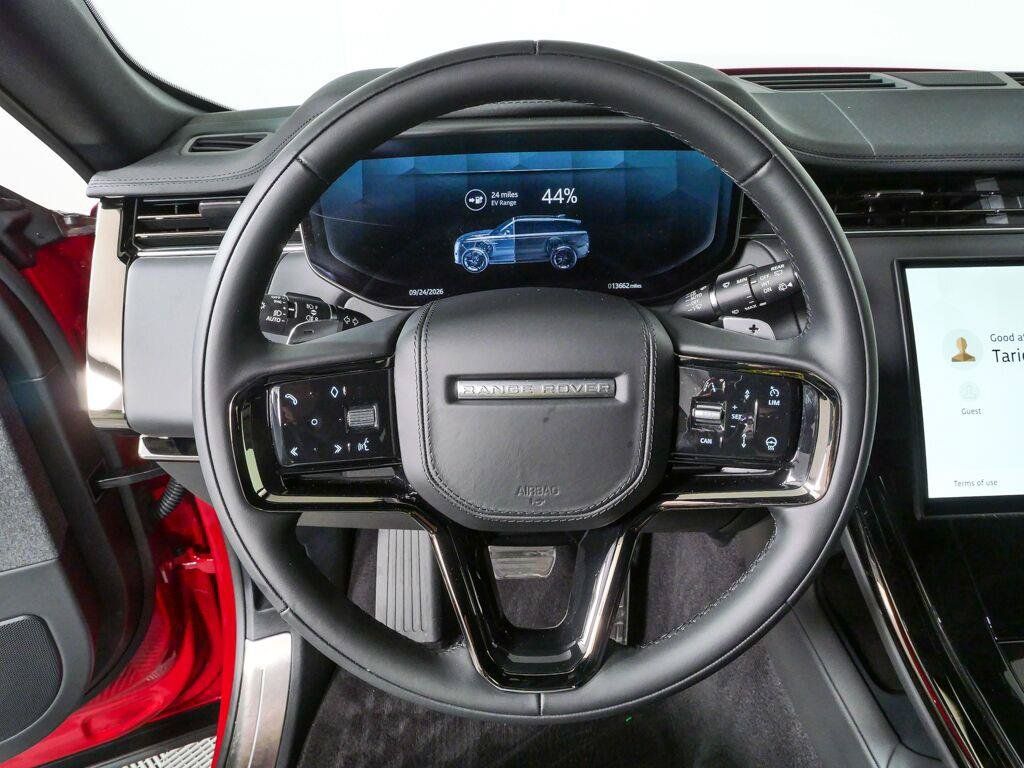 Used 2025 Land Rover Range Rover Sport Dynamic SE AWD/4WD image 9