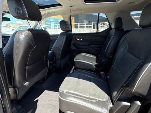 Used 2020 Chevrolet Traverse High Country AWD/4WD image 18