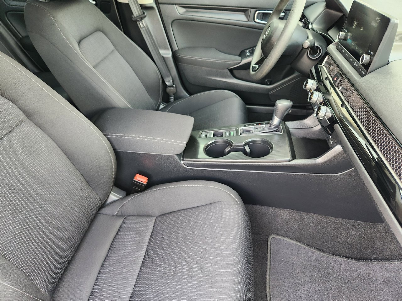 Used 2024 Honda Civic LX image 13