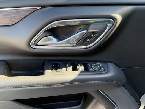 Used 2023 Chevrolet Tahoe Z71 w/ Off-Road Capability Package image 10