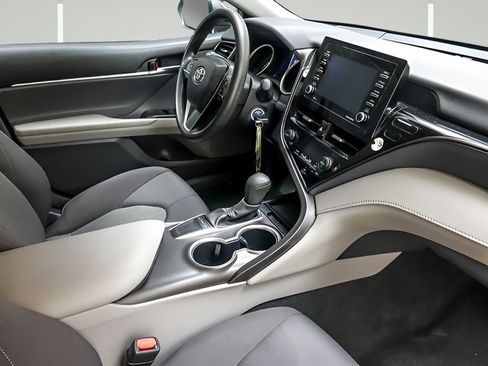 Certified 2024 Toyota Camry LE FWD image 25